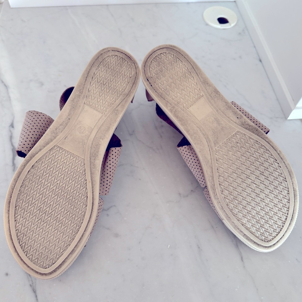 EILEEN FISHER Sport Casual Sneaker Sandal - Picture 11 of 12